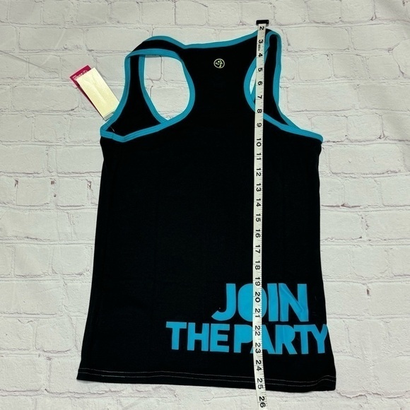 ZUMBA FITNESS sporty stretchy black tank top Green “Join the Party” Large NWT - Picture 9 of 9